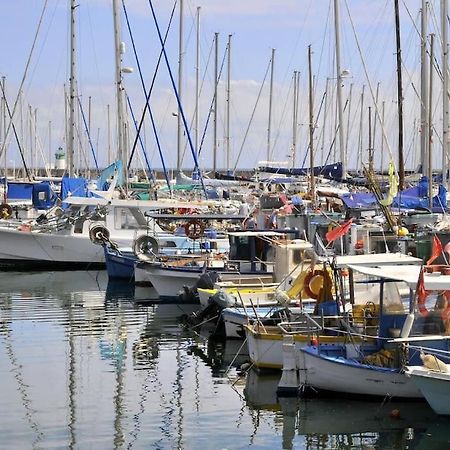 F2 Climatise A Golfe -Juan En Front De Mer Et Piscine Vallauris Exterior foto
