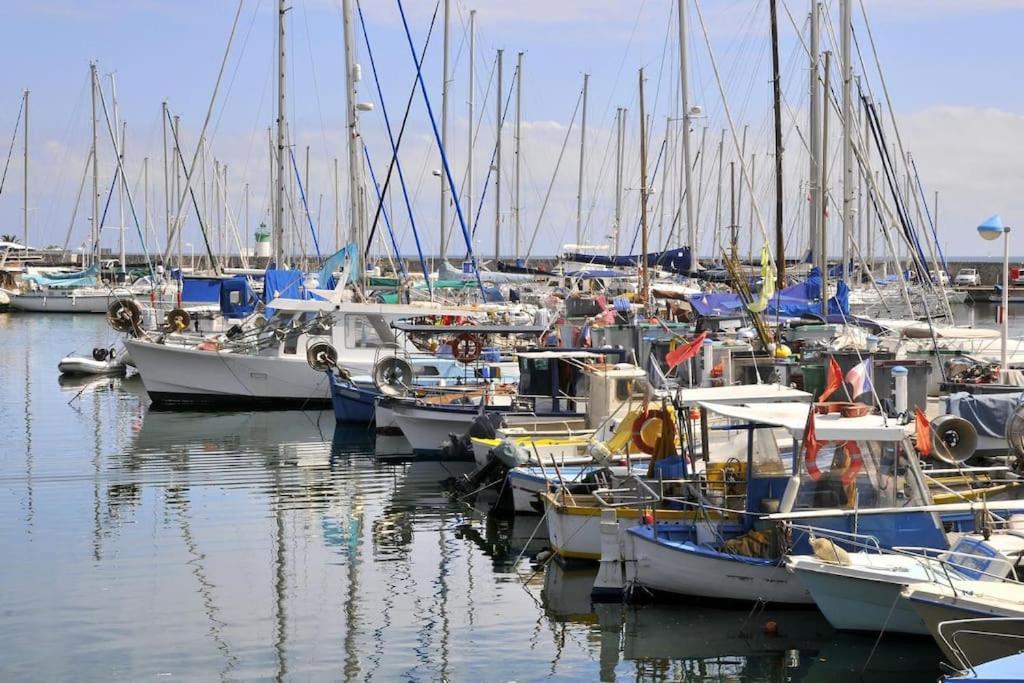 F2 Climatise A Golfe -Juan En Front De Mer Et Piscine Vallauris Exterior foto